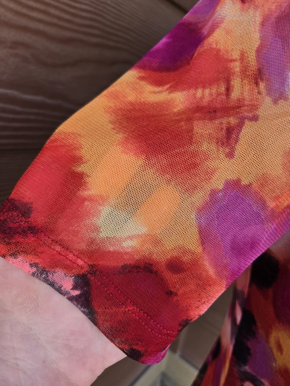 Ellen Tracy Stretch Colorful Mesh Floral Cowl Neck Women’s Top Size Medium NWOT